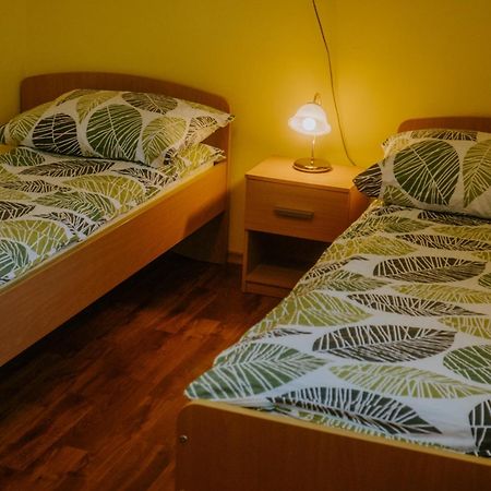 Apartment And Room Natasa Kobarid Esterno foto